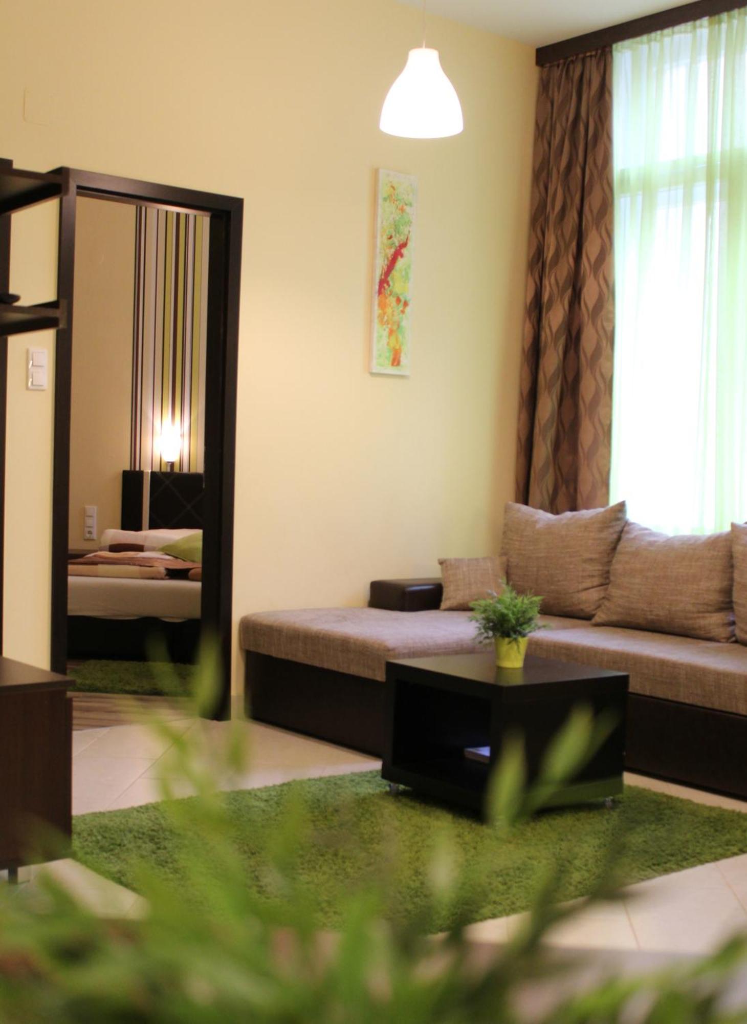 Central Walk Fashionstreet Apartmnts Budapest Esterno foto