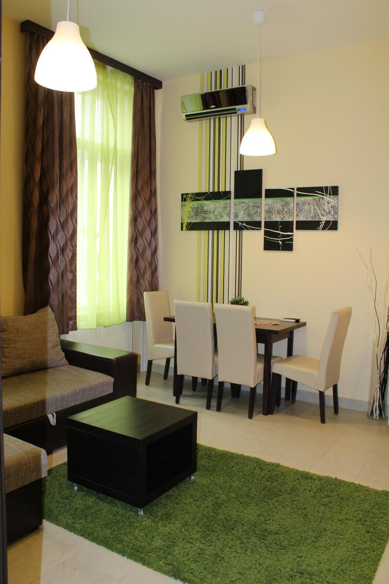 Central Walk Fashionstreet Apartmnts Budapest Esterno foto