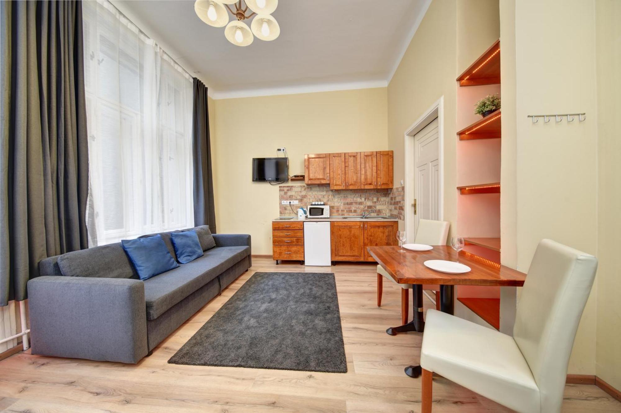 Central Walk Fashionstreet Apartmnts Budapest Esterno foto