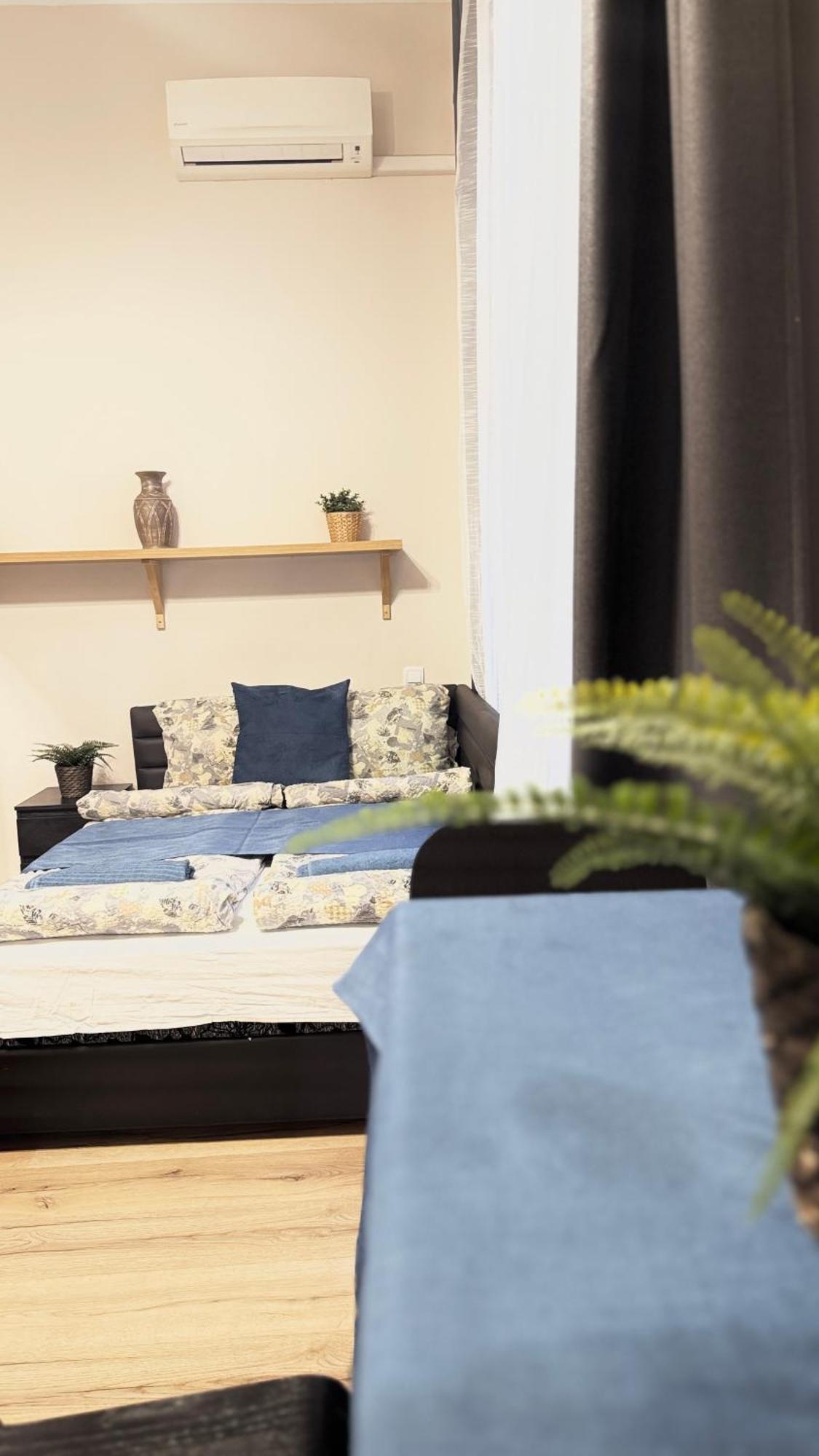 Central Walk Fashionstreet Apartmnts Budapest Esterno foto
